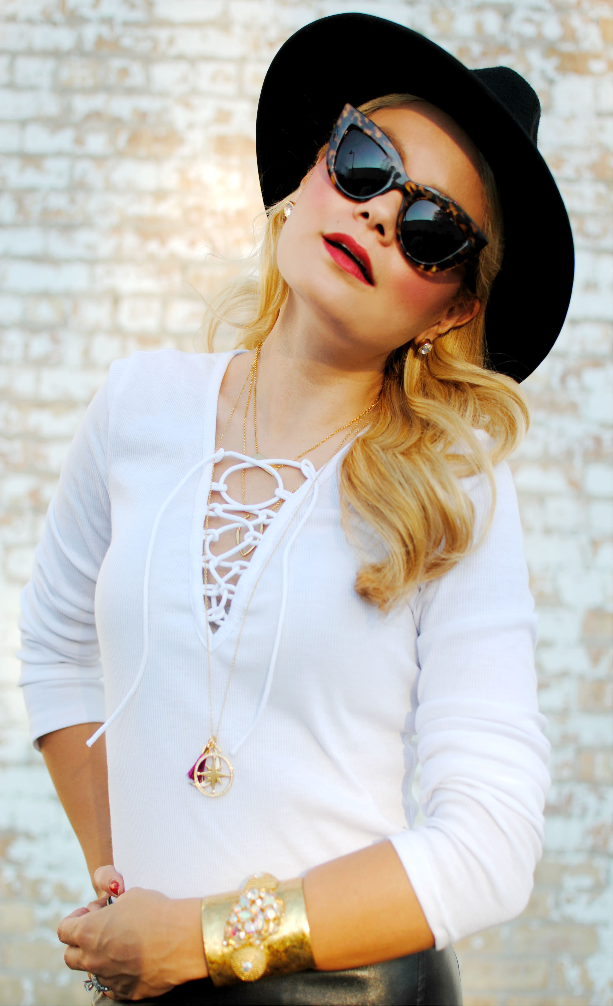 Voyager Charm_Cat Eye Sunglasses_Lace Up Shirt_What Would V Wear