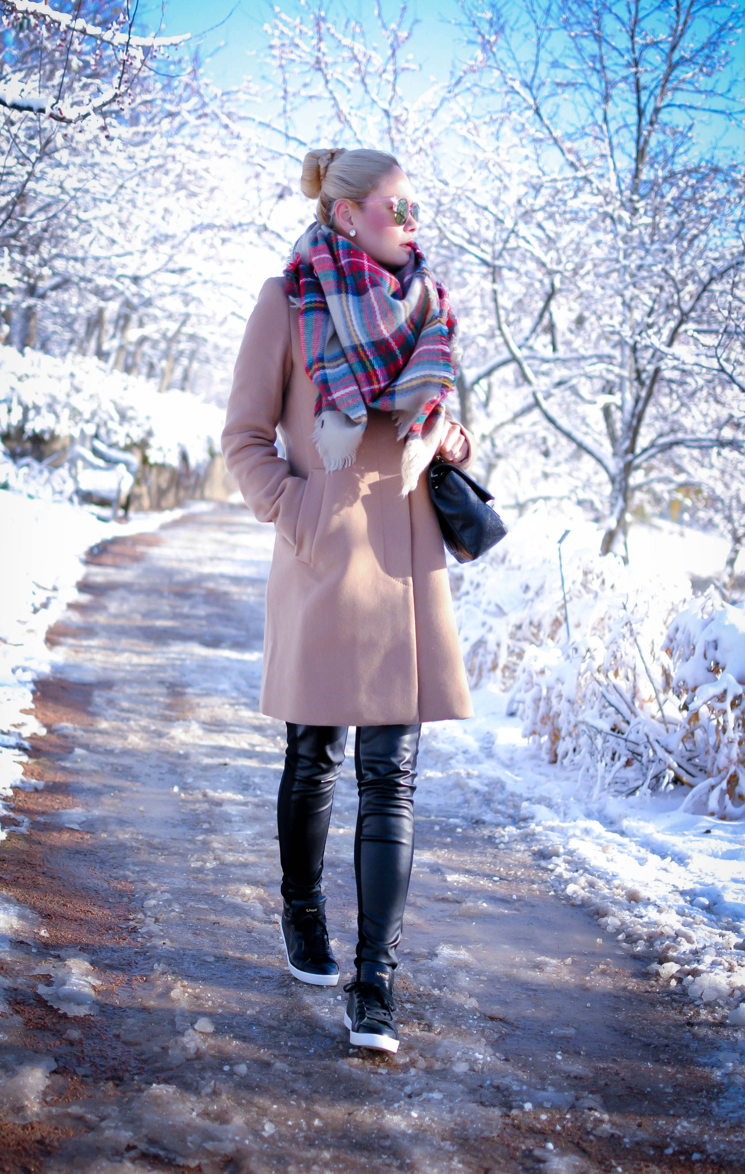 Winter Fashion_Wool Coat_Blanket Scarf_What Would V Wear