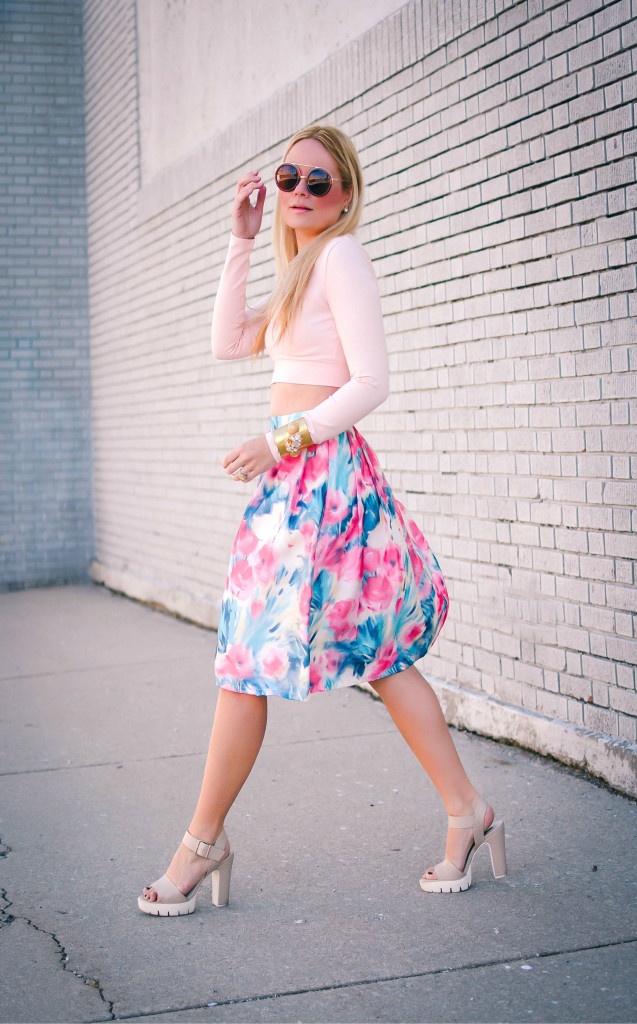 Floral-Skirt_Everly-Clothing_Bebe-top_What-Would-V-Wear