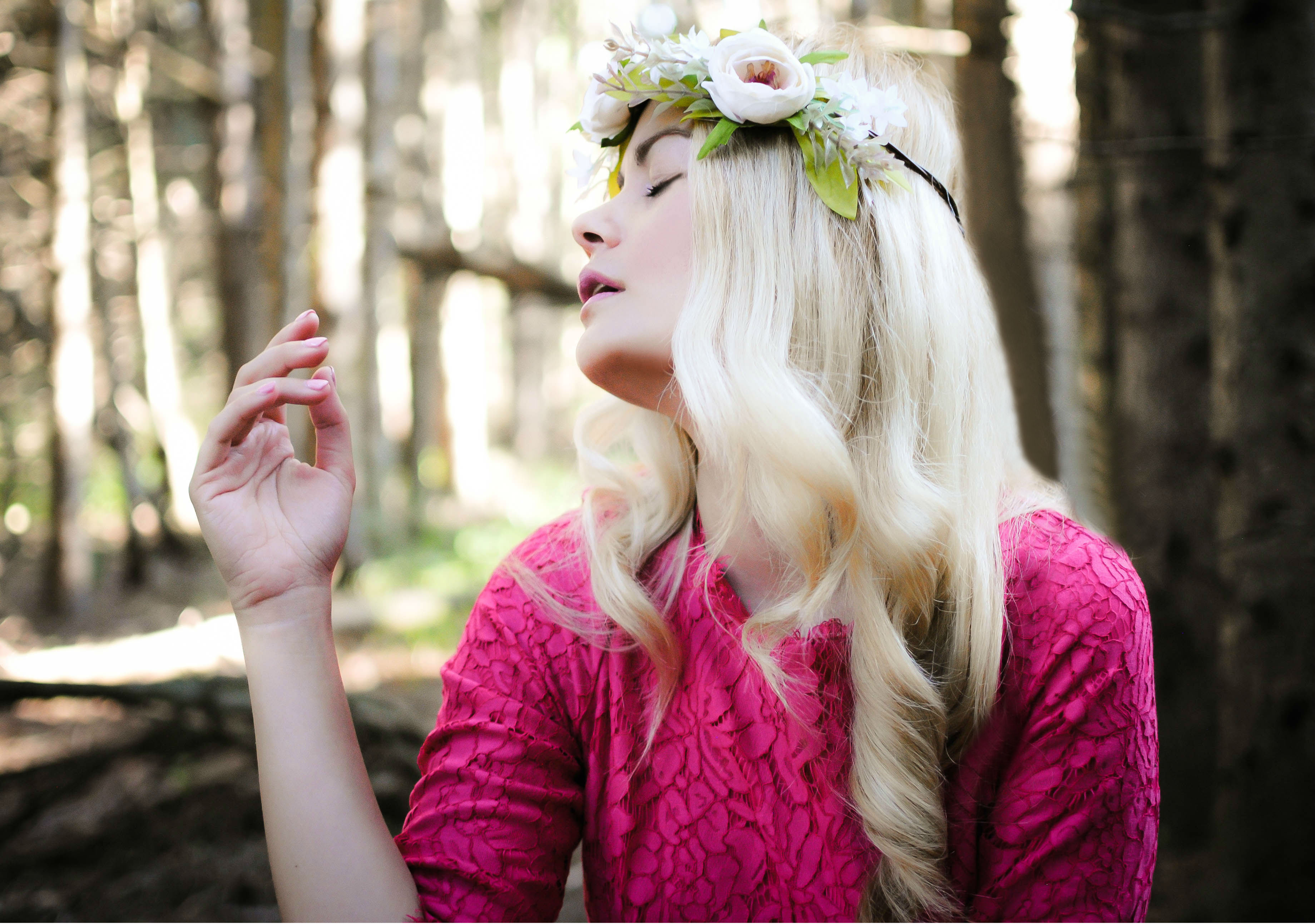 Girl of the Forest_Lace Maxi Dress_Flower Crown_What Would V Wear_Vanessa Lambert