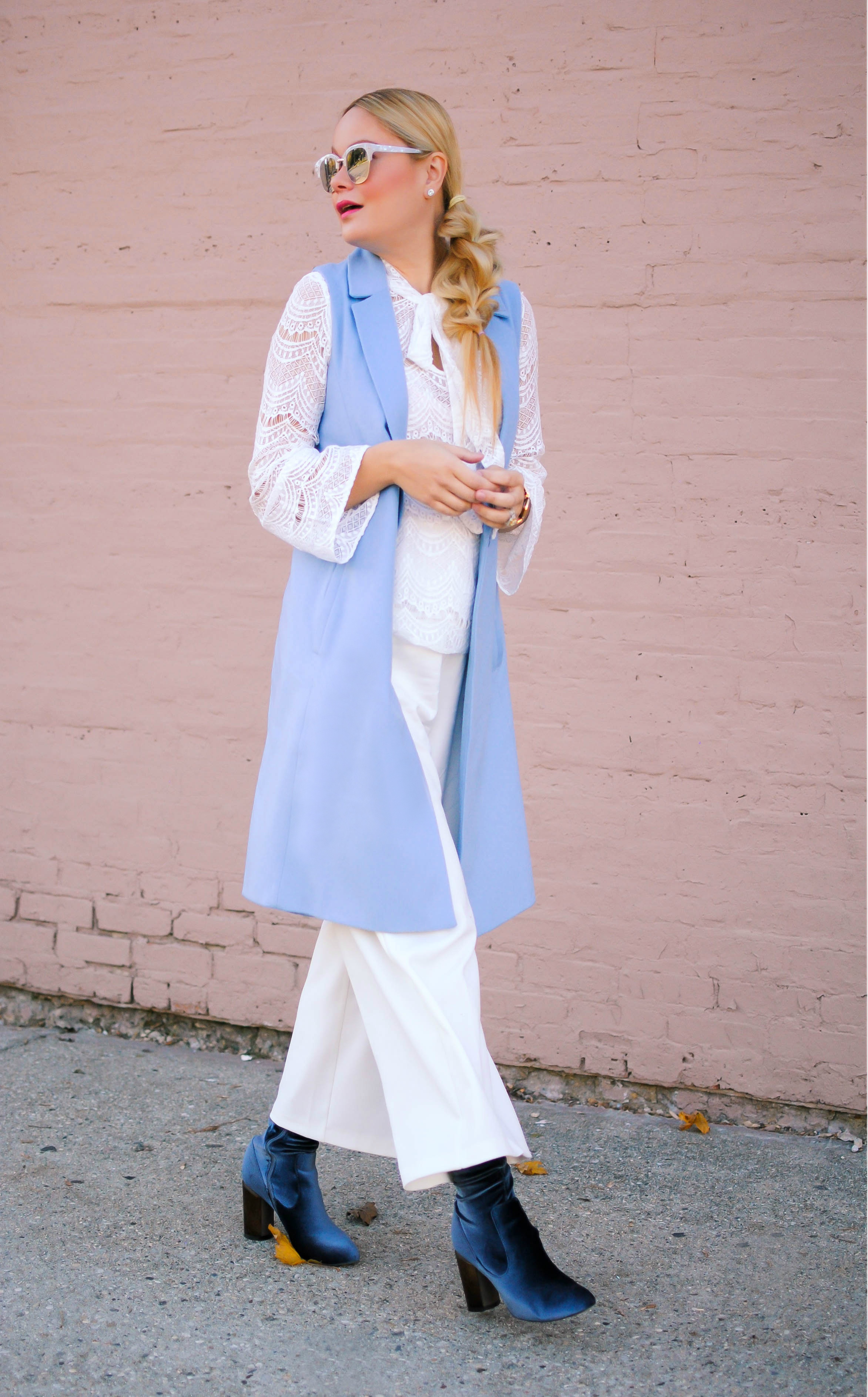 vanessa-lambert-blogger-behind-what-would-v-wear-demonstrates-how-to-brighten-your-winter-wardrobe-wearing-a-light-blue-oversized-vest_4