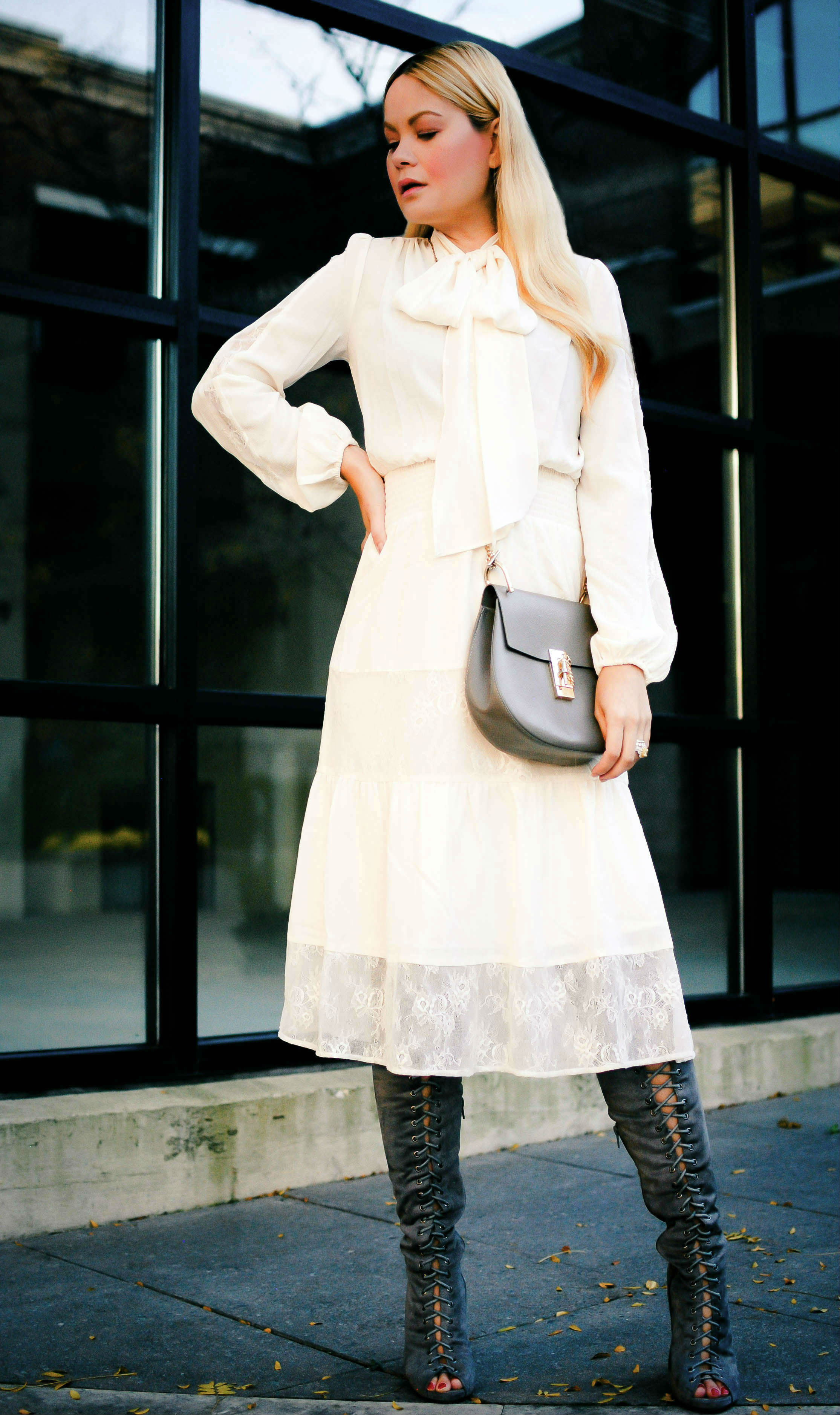 vanessa-lambert-blogger-behind-what-would-v-wears-a-white-dress-from-eva-mendes-fall-collection-for-new-york-and-company_8-2