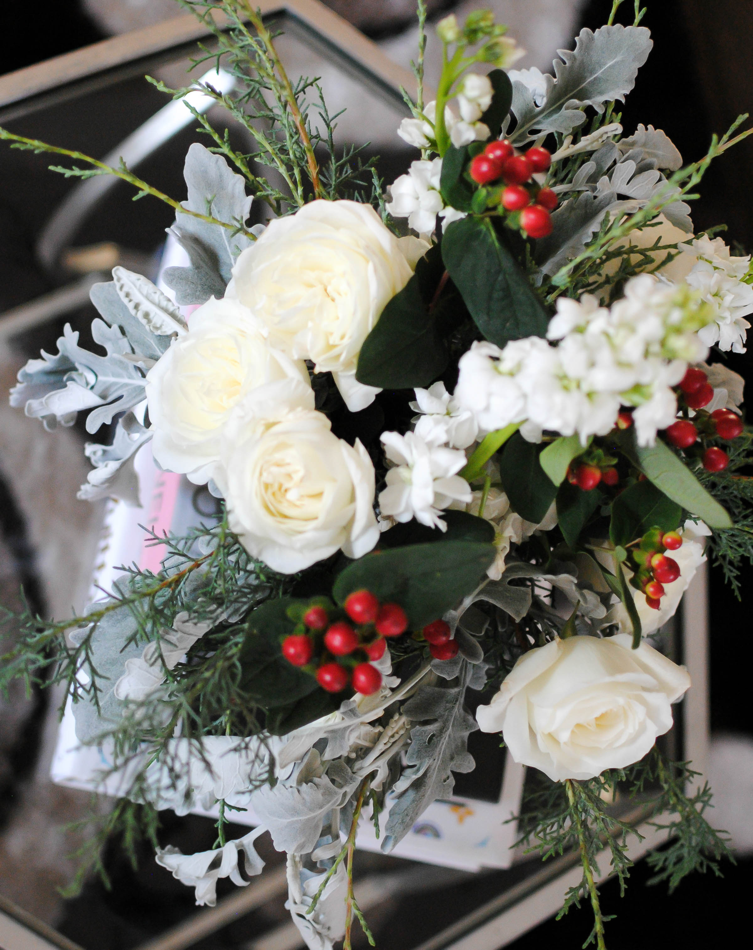 vanessa-lambert-blogger-behind-what-would-v-wear-attends-alices-table-holiday-flower-arranging-class-in-oak-brook_19