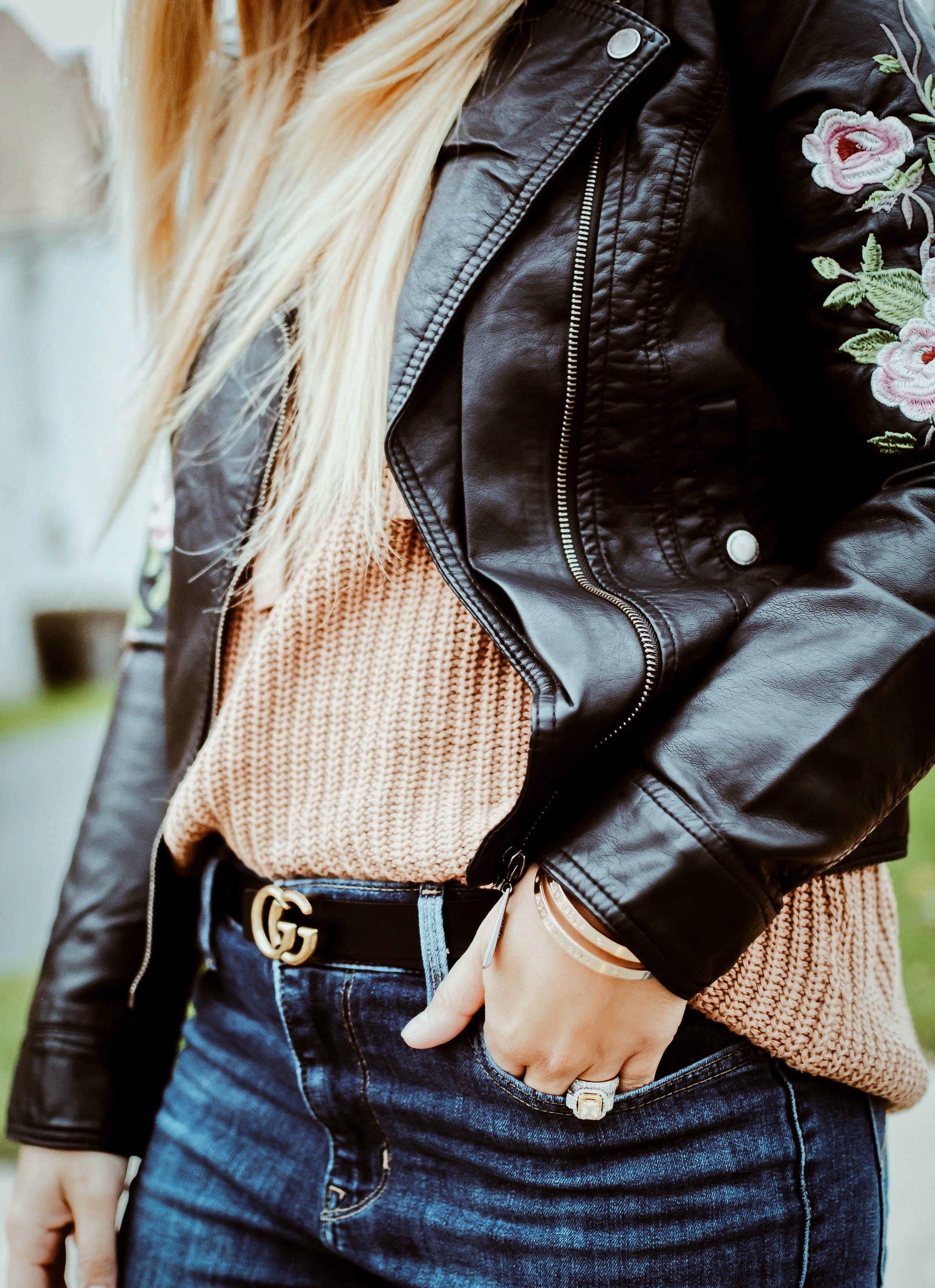 Gucci-belt-levis-jeans-moto-jacket-what-would-v-wear