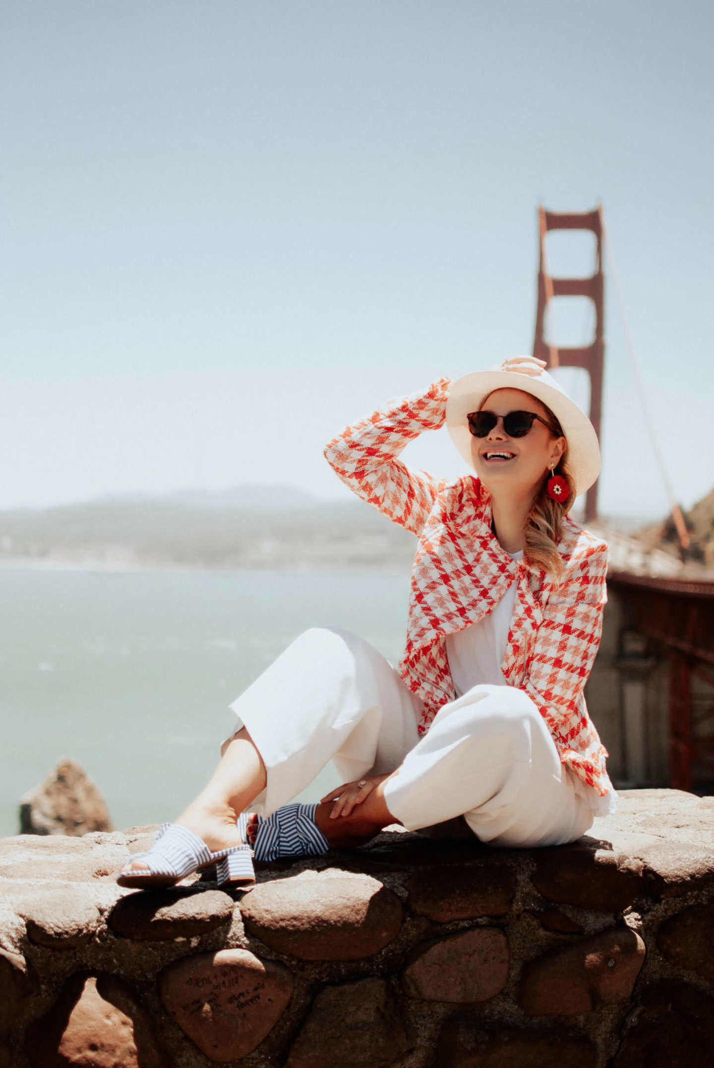 Vanessa-Lambert-Golden-Gate-Bridge-San-Francisco-What-Would-V-Wear