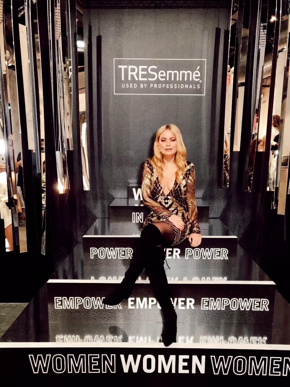 New-York-Fashion-Week-Vanessa-Lambert-famous-Tresemme-influencer-WhatWouldVWear